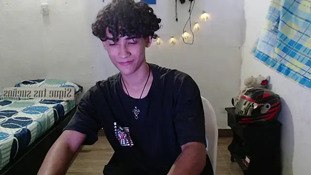 Snapshot of jake_willianss chatting on 12.19.24 jake willianss online show from 12.19.24