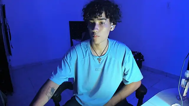 Snapshot of jake_willianss chatting on 09.21.25 jake willianss online show from 09.21.25