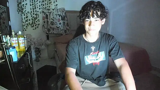 Snapshot of jake_willianss chatting on 12.19.25 jake willianss online show from 12.19.25