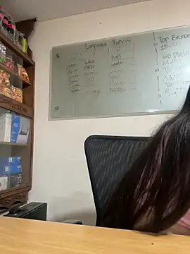 Catherine summer1 online show from 12.24.24