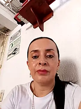 Snapshot of Samantha_Sullivan_ chatting on 12.18.24 Samantha Sullivan online show from 12.18.24
