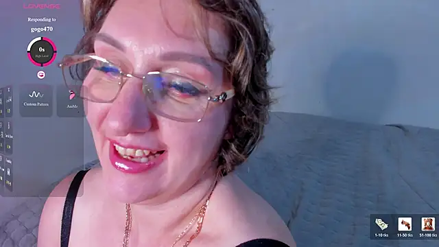 Snapshot of Super_titssss chatting on 04.04.26 Super titssss online show from 04.04.26