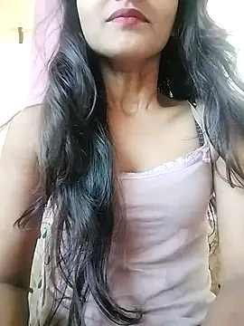 MISSQUEEN48 online show from 03.22.26