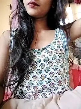 Snapshot of MISSQUEEN48 chatting on 04.29.26 MISSQUEEN48 online show from 04.29.26