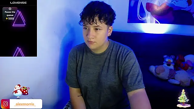 Snapshot of _AlexMorris chatting on 12.19.24  AlexMorris online show from 12.19.24