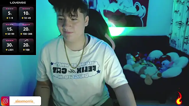 Snapshot of _AlexMorris chatting on 01.07.25  AlexMorris online show from 01.07.25