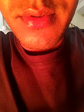 Snapshot of Wild-Honey chatting on 12.22.24 Wild-Honey online show from 12.22.24