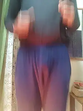 Snapshot of Wild-Honey chatting on 01.27.25 Wild-Honey online show from 01.27.25