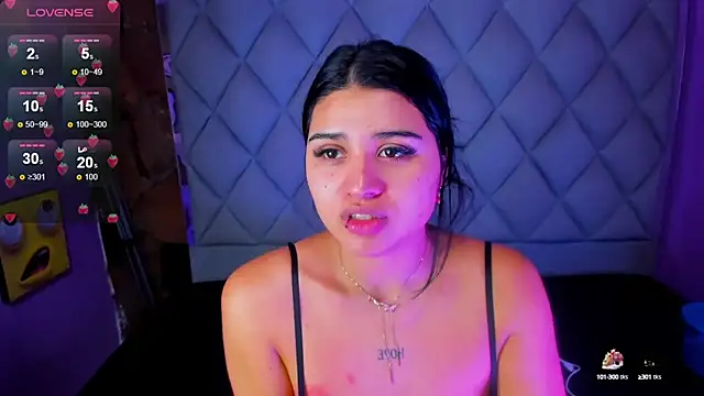 venusowen  online show from 09.09.25