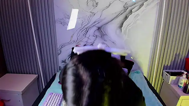 Snapshot of venusowen_ chatting on 03.31.26 venusowen online show from 03.31.26