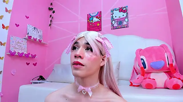 DaripQueen online show from 03.18.25