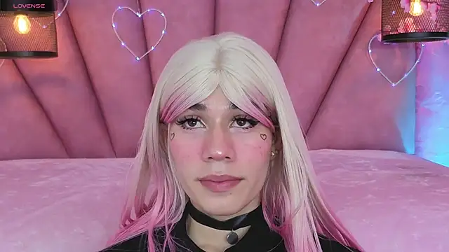 DaripQueen online show from 05.12.26