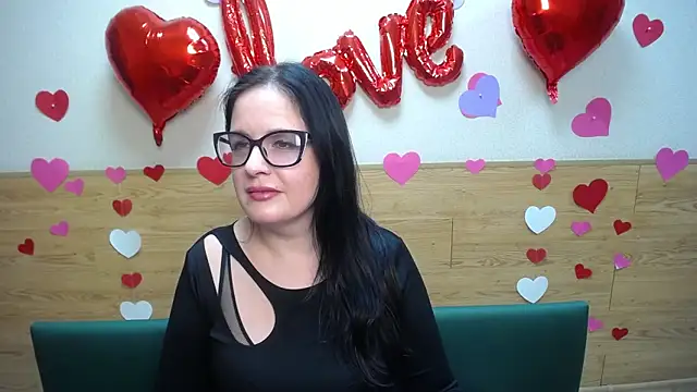 TayaBoret online show from 02.15.25