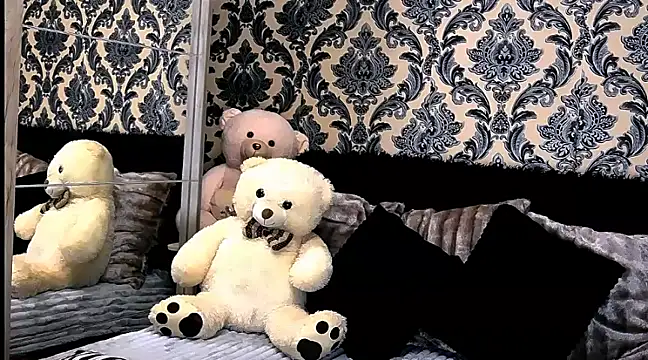 Snapshot of Aly_girl1 chatting on 01.10.25 Aly girl1 online show from 01.10.25