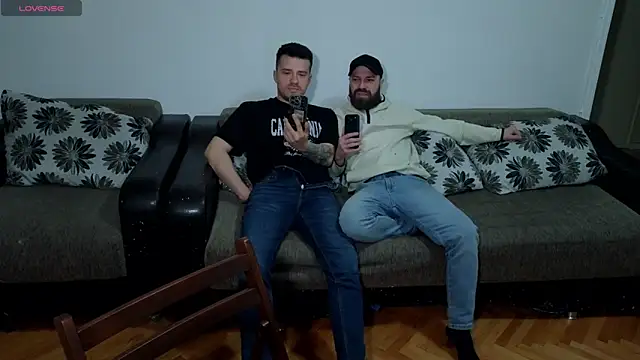 JohnnyStepBro online show from 04.15.26