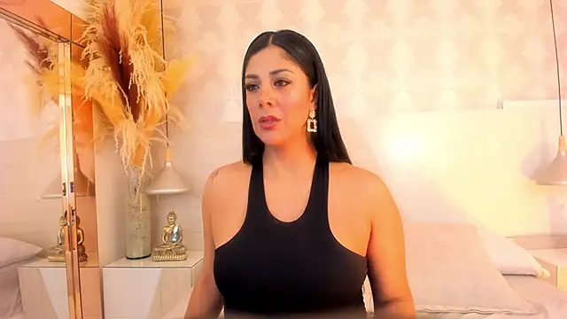 IvannaAnggel online show from 10.10.25