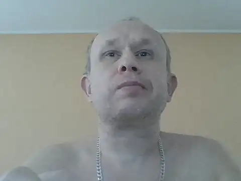 Snapshot of X46x chatting on 09.13.25 X46x online show from 09.13.25