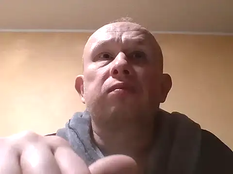 Snapshot of X46x chatting on 09.27.25 X46x online show from 09.27.25