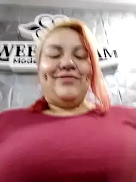 Bruja  Scarlata online show from 12.17.25