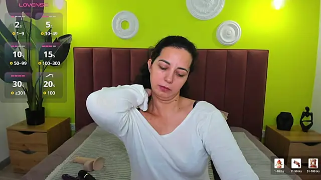 Linda Insatiable online show from 04.03.26