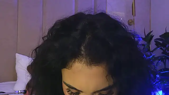 Snapshot of Denise_Taylor chatting on 05.02.26 Denise Taylor online show from 05.02.26