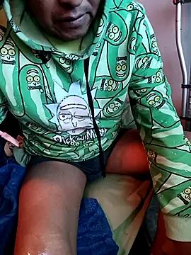 Snapshot of soy_el_rick chatting on 11.05.25 soy el rick online show from 11.05.25