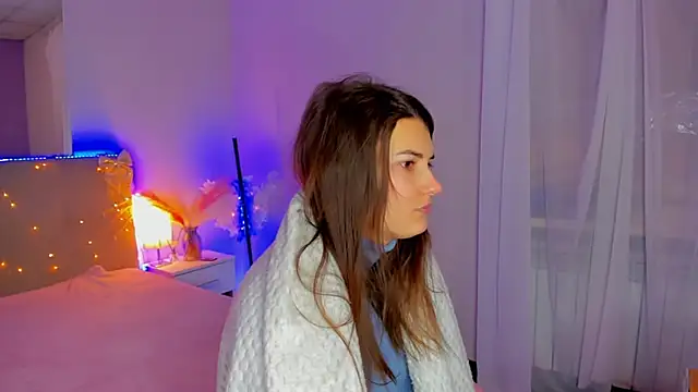 Laura Leee online show from 02.05.26