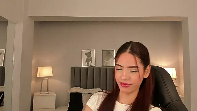 Madie  collins online show from 03.12.25