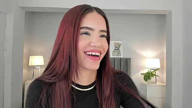 Madie  collins online show from 03.18.25