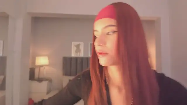 Madie  collins online show from 09.13.25