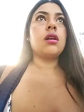 Snapshot of DULCE__26 chatting on 01.28.25 DULCE  26 online show from 01.28.25