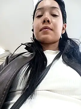 Snapshot of sophiaFoster4u chatting on 03.20.25 sophiaFoster4u online show from 03.20.25