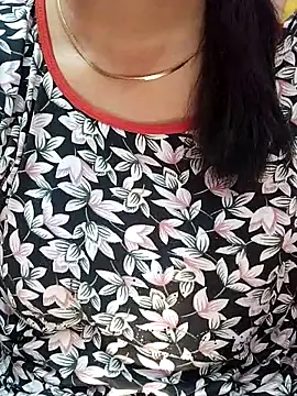 Urmila bhabhii online show from 03.22.25