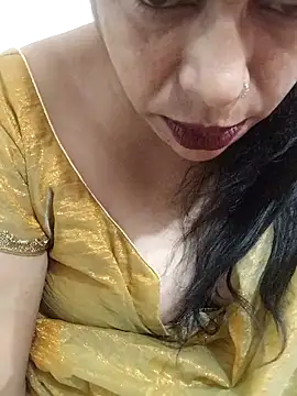 Snapshot of Urmila_bhabhii chatting on 05.30.26 Urmila bhabhii online show from 05.30.26
