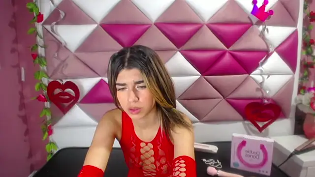 NahomiConnor  online show from 01.17.25