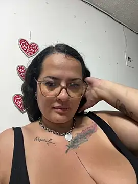 KarllaWalker online show from 05.27.26