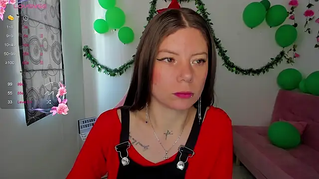 Snapshot of Susana_garcia_ chatting on 12.20.24 Susana garcia  online show from 12.20.24