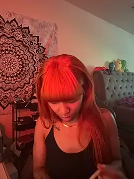 butterflybootyy online show from 10.10.25