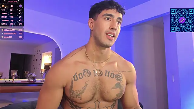 Snapshot of JACOB_MARTINS chatting on 12.17.24 JACOB MARTINS online show from 12.17.24