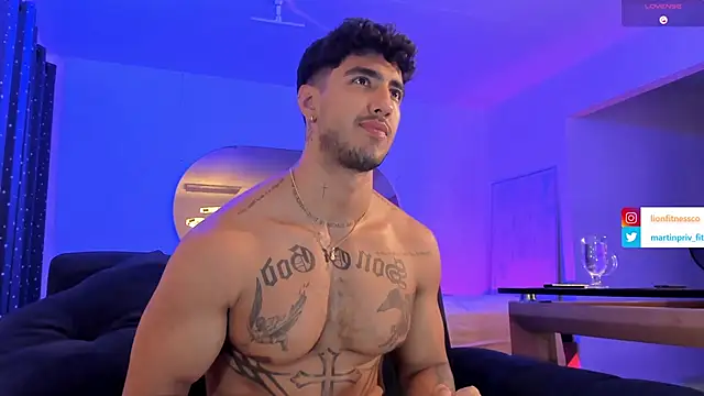 Snapshot of JACOB_MARTINS chatting on 02.16.25 JACOB MARTINS online show from 02.16.25