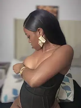 Snapshot of BhadBhad_Kitty chatting on 09.20.25 BhadBhad Kitty online show from 09.20.25