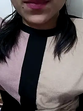 Snapshot of Riyu_05 chatting on 01.23.25 Riyu 05 online show from 01.23.25