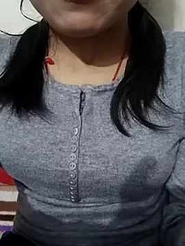 Snapshot of Riyu_05 chatting on 01.24.25 Riyu 05 online show from 01.24.25