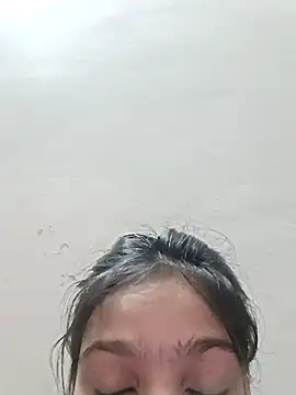 Snapshot of Riyu_05 chatting on 01.29.25 Riyu 05 online show from 01.29.25