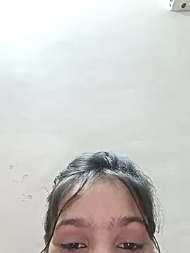 Snapshot of Riyu_05 chatting on 02.17.25 Riyu 05 online show from 02.17.25