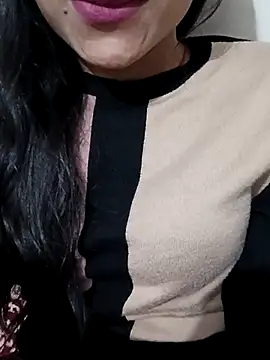 Snapshot of Riyu_05 chatting on 02.24.25 Riyu 05 online show from 02.24.25