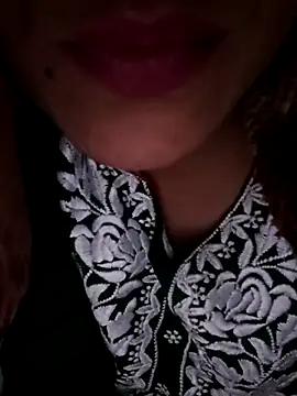 Snapshot of Riyu_05 chatting on 03.05.25 Riyu 05 online show from 03.05.25