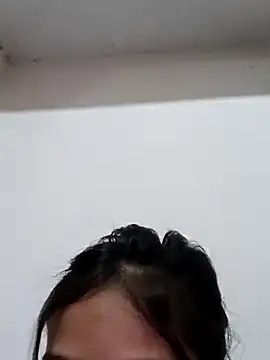 Snapshot of Riyu_05 chatting on 03.20.25 Riyu 05 online show from 03.20.25