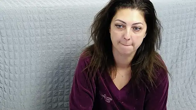 DivinSandra online show from 12.04.24