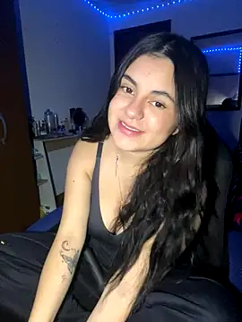 emiliaharper408 online show from 11.30.25